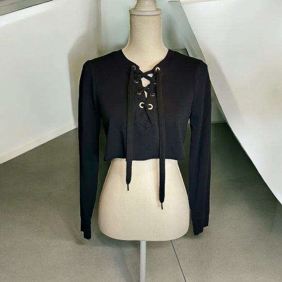 Calvin Klein Black Cropped Lace Up Sweatshirt Style Top Size XS - Picture 1 of 9